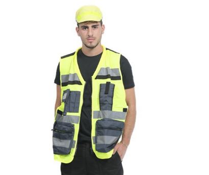 אפוד זוהר עם כיסים