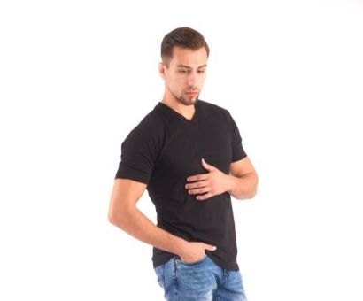 חולצת טריקו צווארון V שרוול קצר